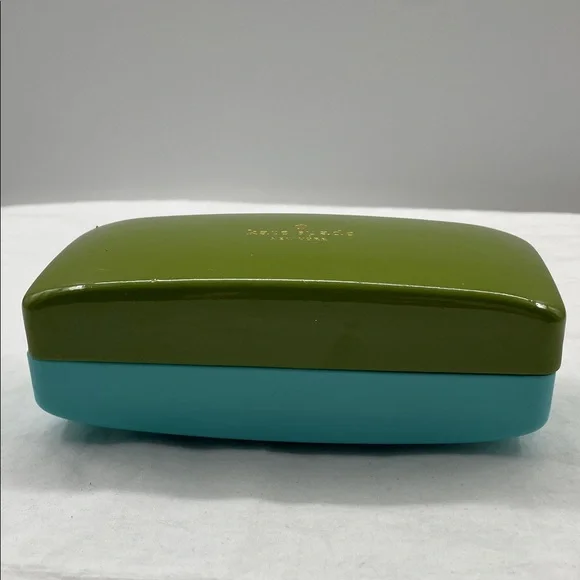 Kate Spade New York Sunglass Case. 6”L x 2.5”W x 2”H. - Picture 2 of 8